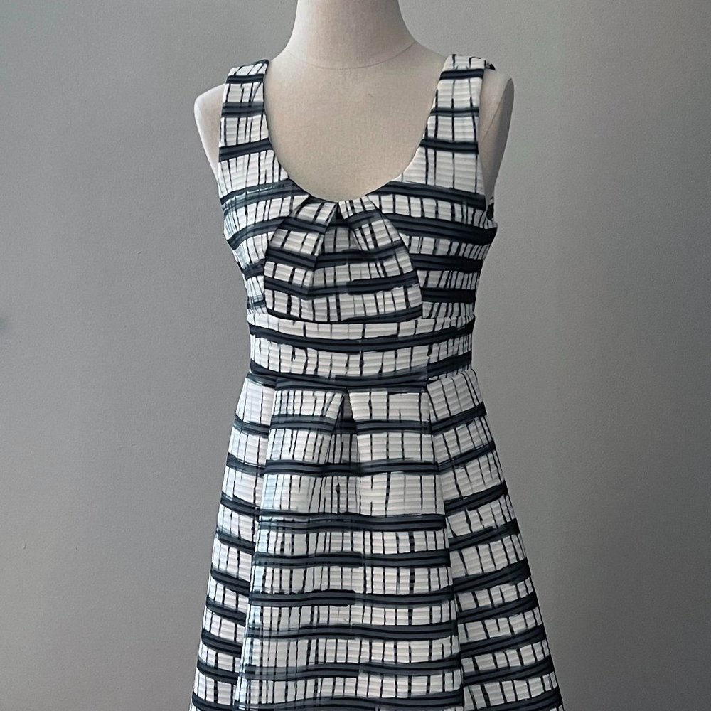Gorgeous Plenty by Tracy Reese Ania Printed Dress - Size 4
